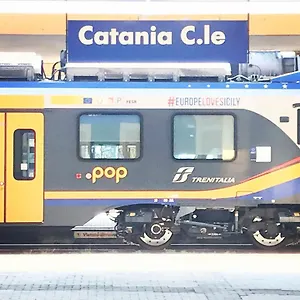 Binario 8 Stazione , Aeroporto di Catania Fontana Rossa Italia